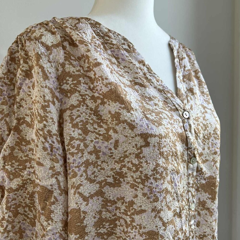 Rails Lavender & Ochre Abstract Sheen Crinkle Button-Front Blouse – US L